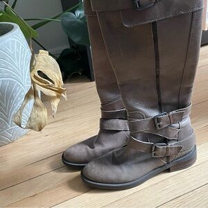 Brown Enzo Angiolini Boots